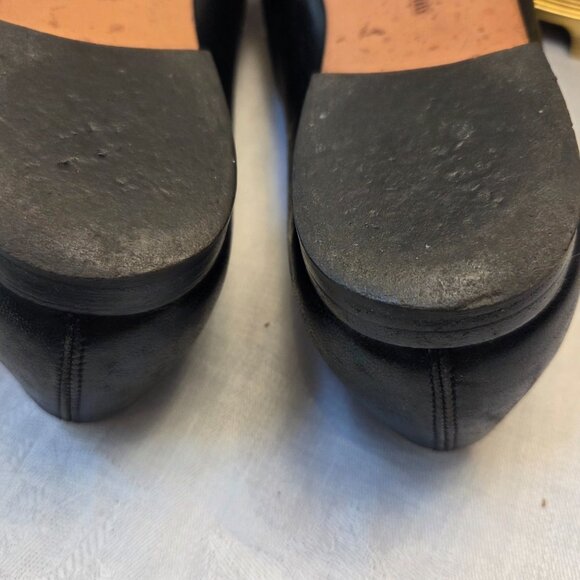 Ferragamo 3 tone flats brass buckle - Picture 12 of 14